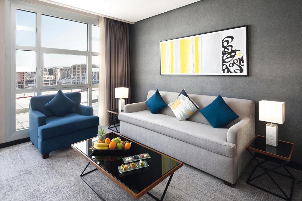 Anwar Al Madinah Movenpick Hotel