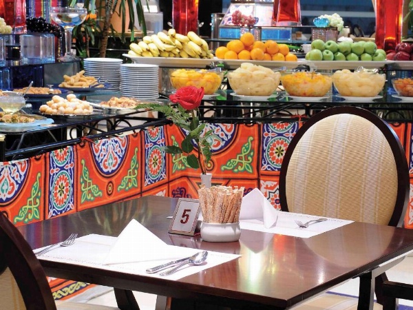 Anwar Al Madinah Movenpick Hotel image 22