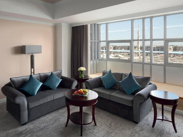 Anwar Al Madinah Movenpick Hotel image 25