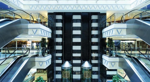 Anwar Al Madinah Movenpick Hotel image 8