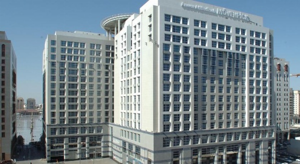 Anwar Al Madinah Movenpick Hotel image 9